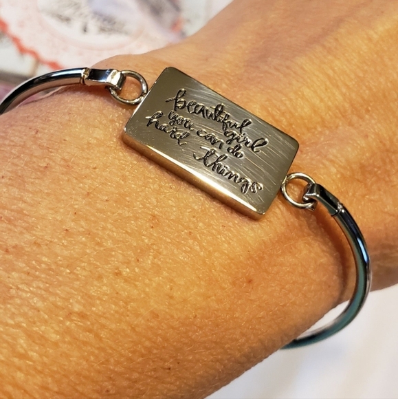 Plunder Beautiful Girl Silver Bracelet - Picture 2 of 3